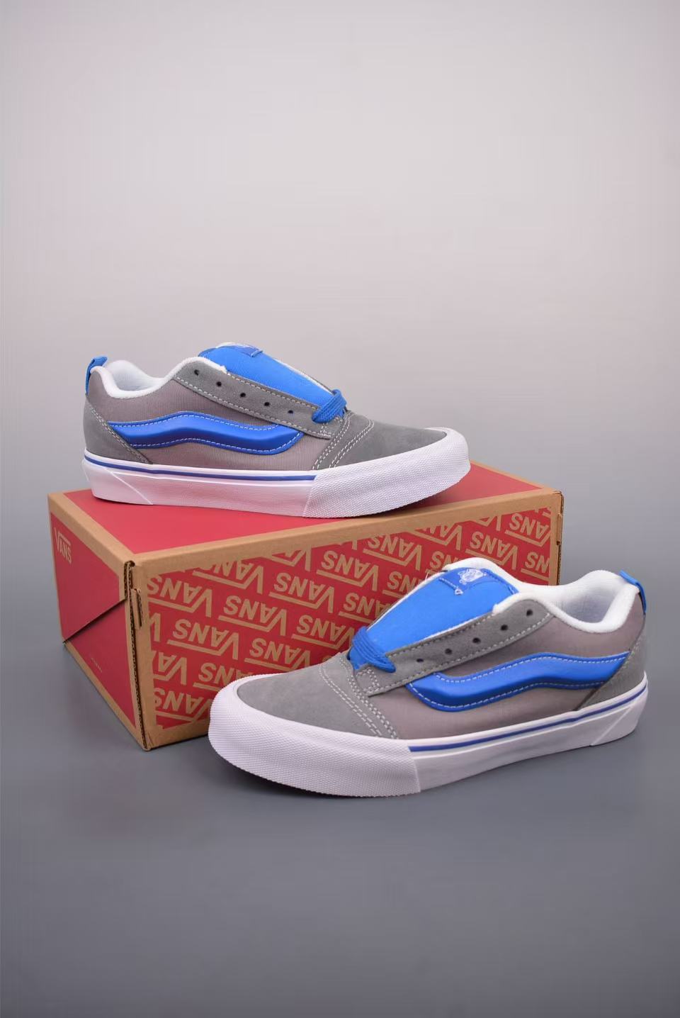 Shoe Vans Old Skool shoes — 2e69952d Angle 1