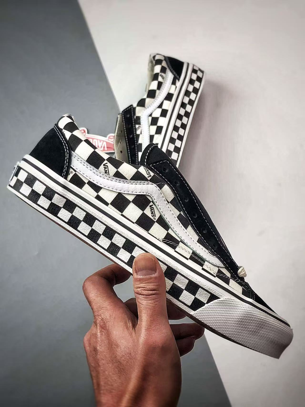 Shoe Vans Old Skool shoes — 333c325e Angle 1
