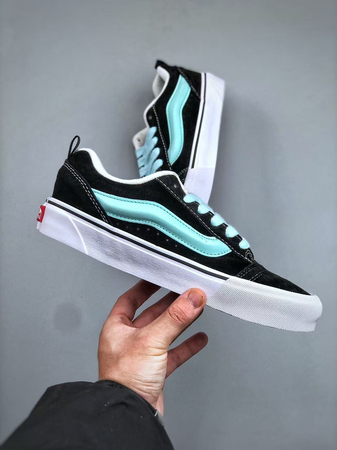 Shoe Vans Old Skool shoes — 66169185 Angle 1