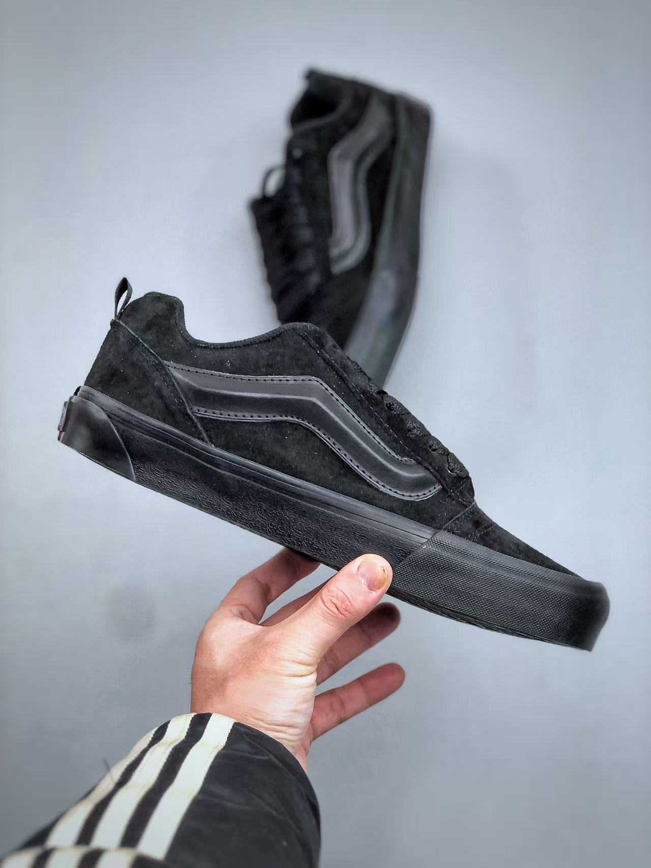 Shoe Vans Old Skool shoes — 8e2f268a Angle 1