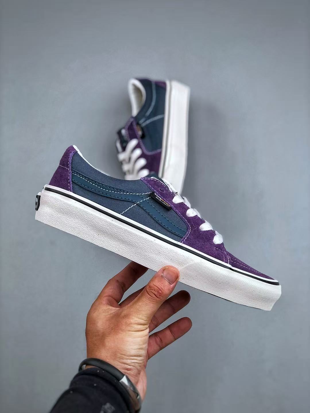 Shoe Vans Old Skool shoes — ee9a23e4 Angle 1