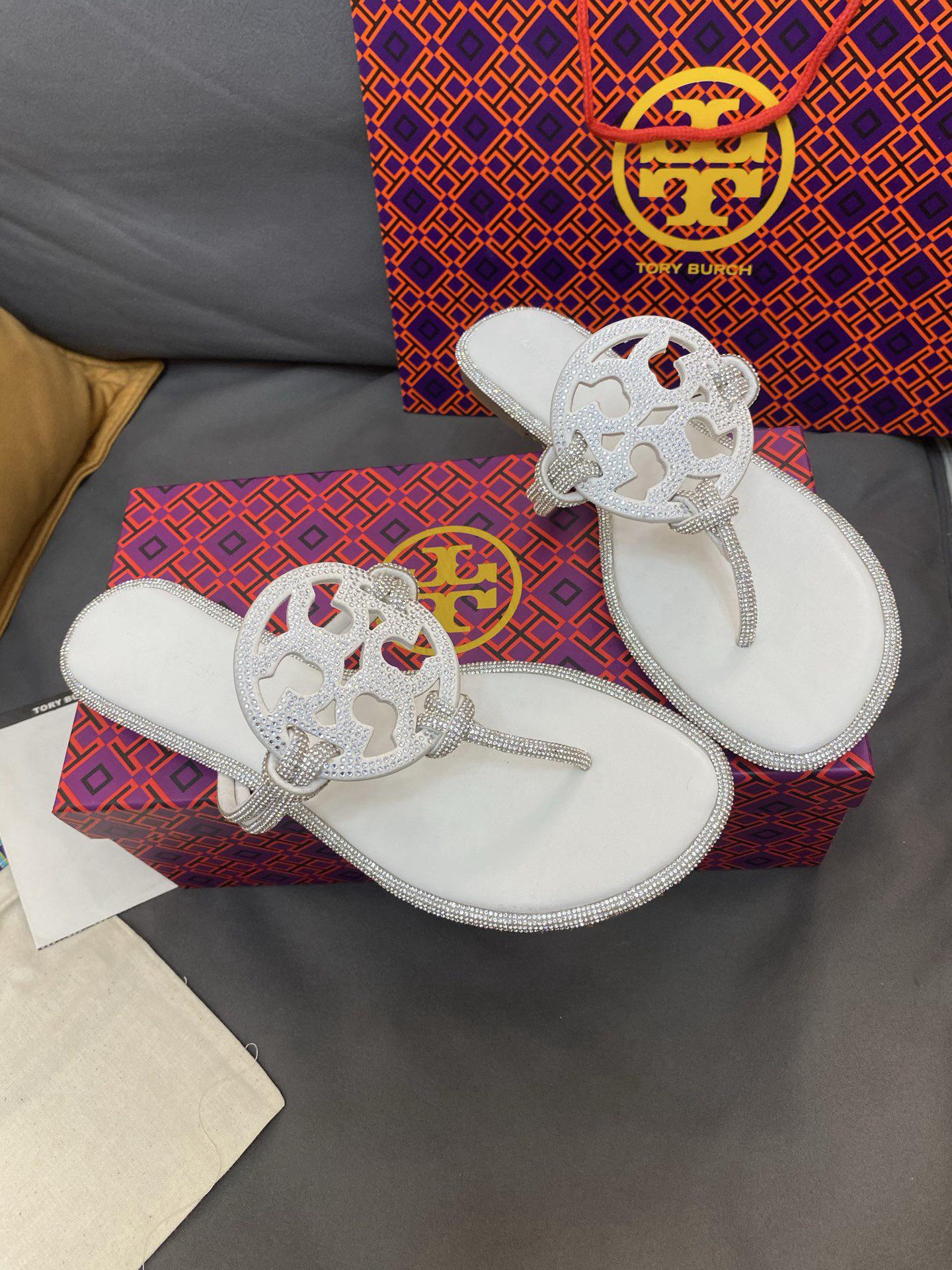 Shoe Women Sandals — 185ce056 Angle 1