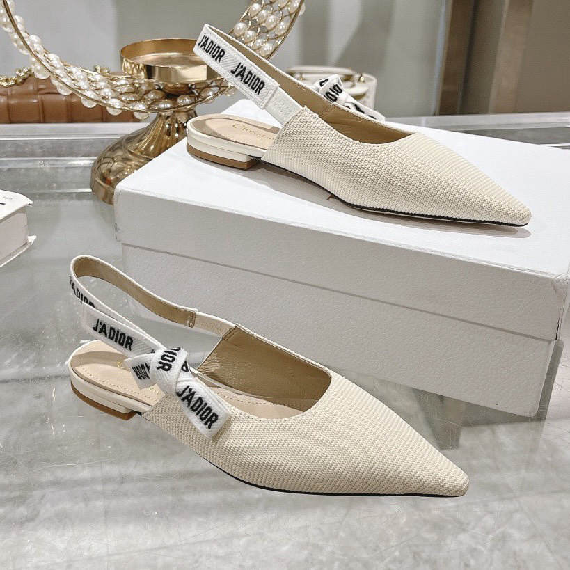 Shoe Women Sandals — 1a197392 Angle 1