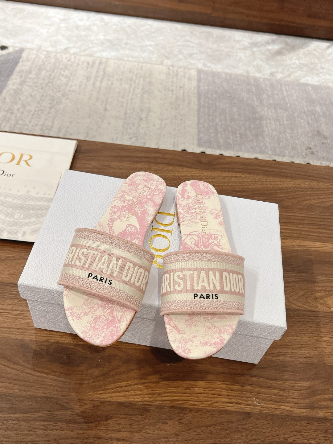 Shoe Women Sandals — 5af95d32 Angle 1