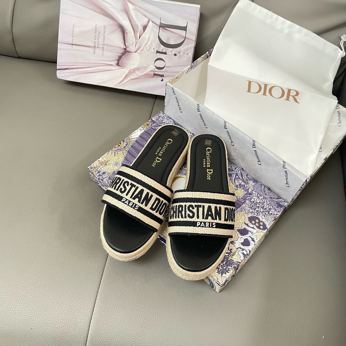 Shoe Women Sandals — a2435ac8 Angle 1