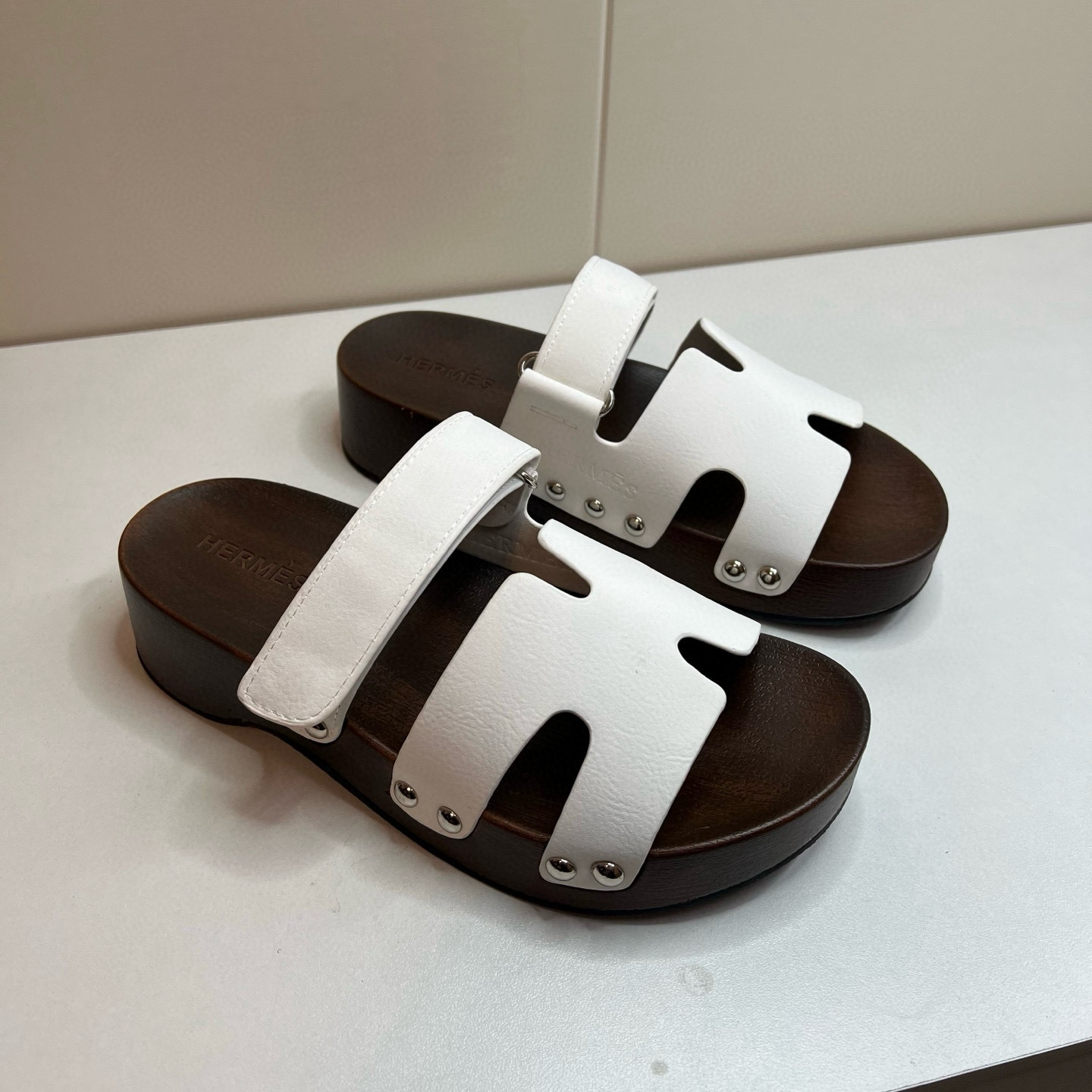 Shoe Women Sandals — b6eb0c41 Angle 1