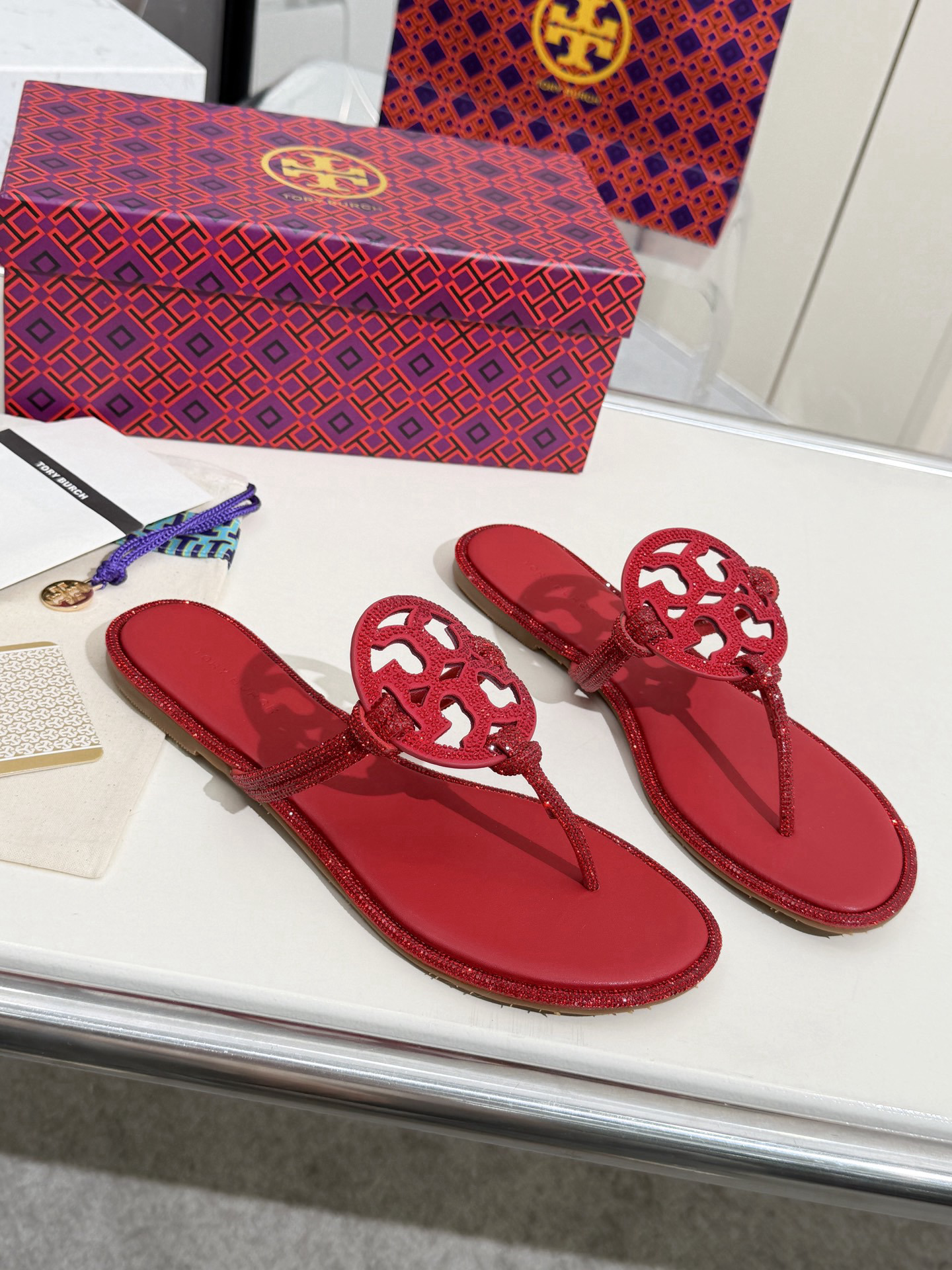 Shoe Women Sandals — b93d890d Angle 1