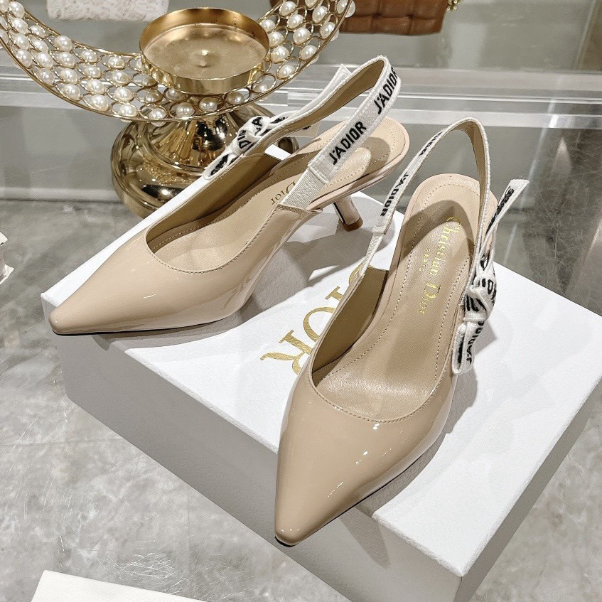 Shoe Women Sandals — ef601273 Angle 1