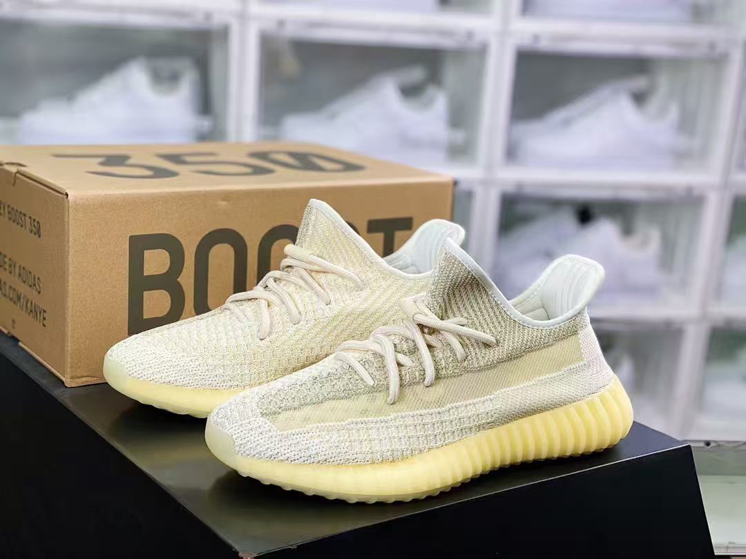 Shoe YEEZY — 401d63b5 Angle 1