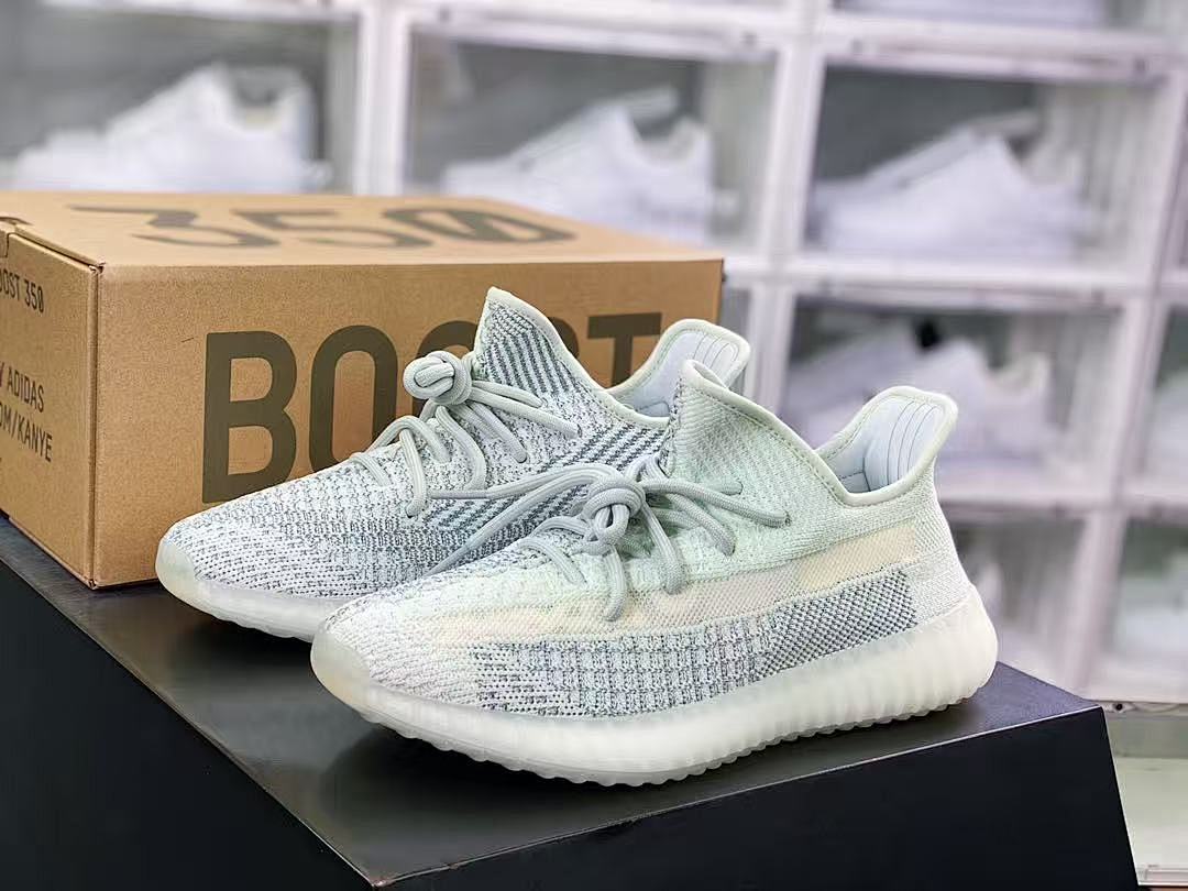 Shoe YEEZY — e0f95cda Angle 1