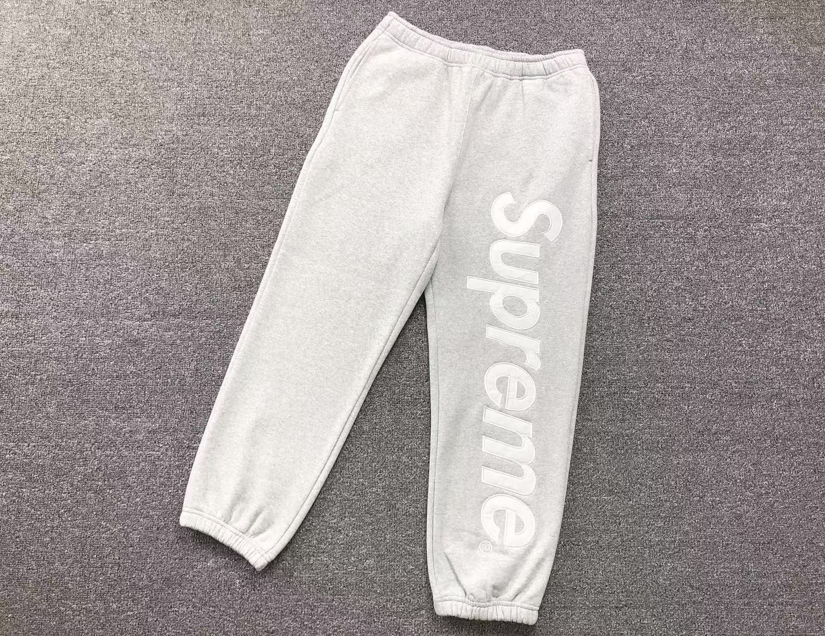 Supreme Hoodie — 3fc95b07 Angle 1