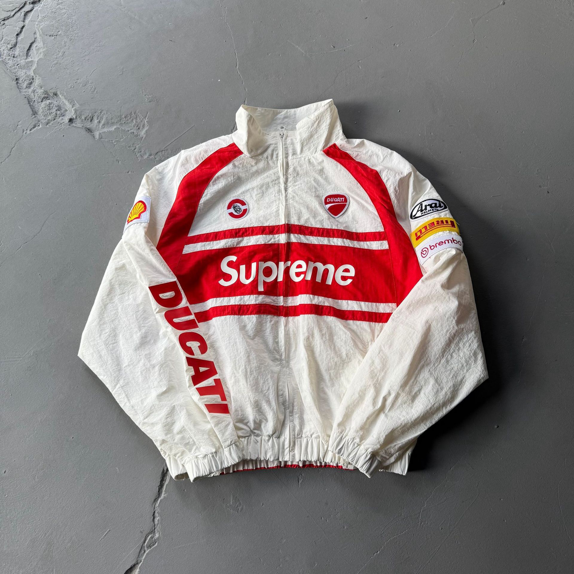 Supreme Hoodie — 9b45b013 Angle 1