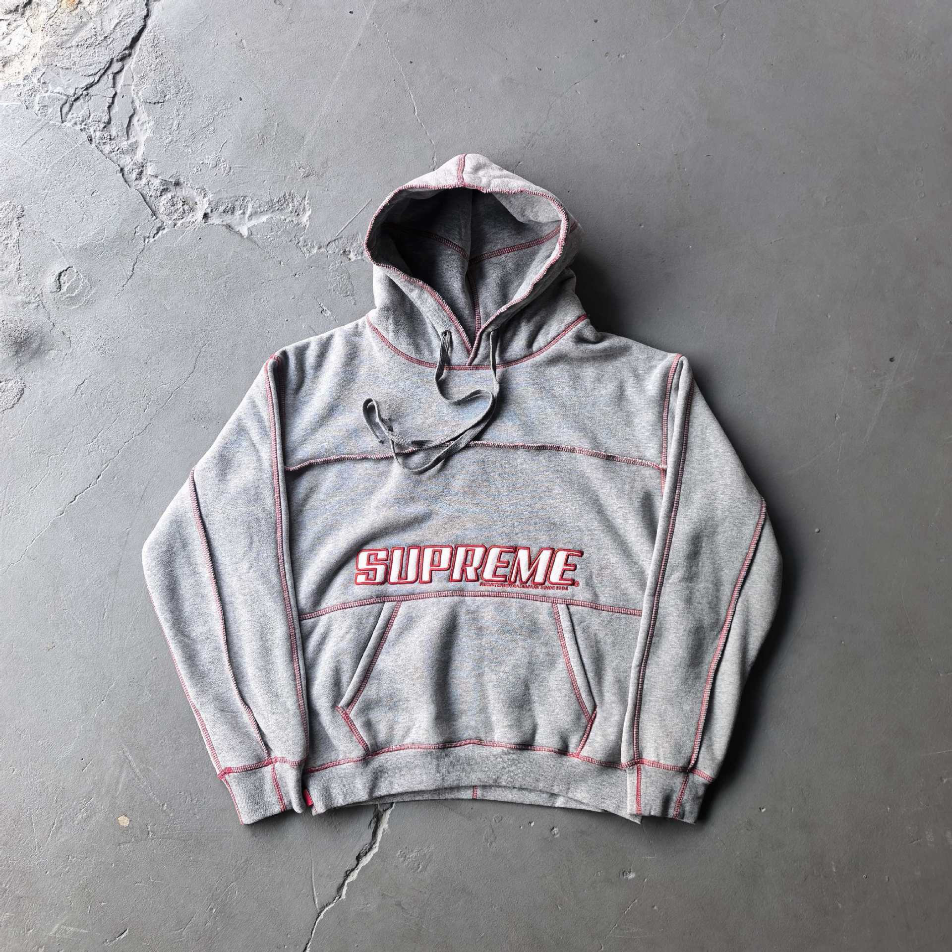 Supreme Hoodie — f12adda4 Angle 1