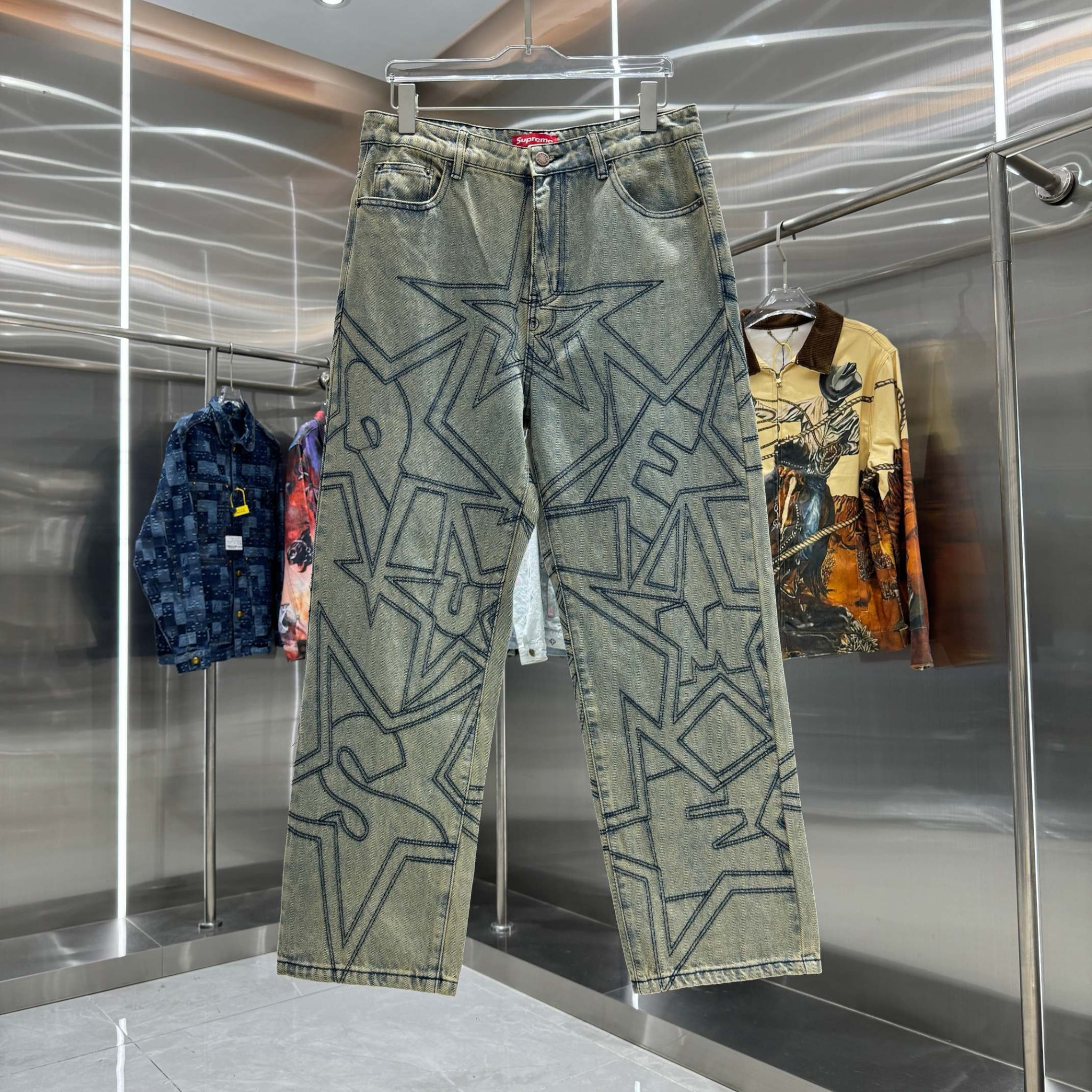 Supreme Pants — 00d852da Angle 1