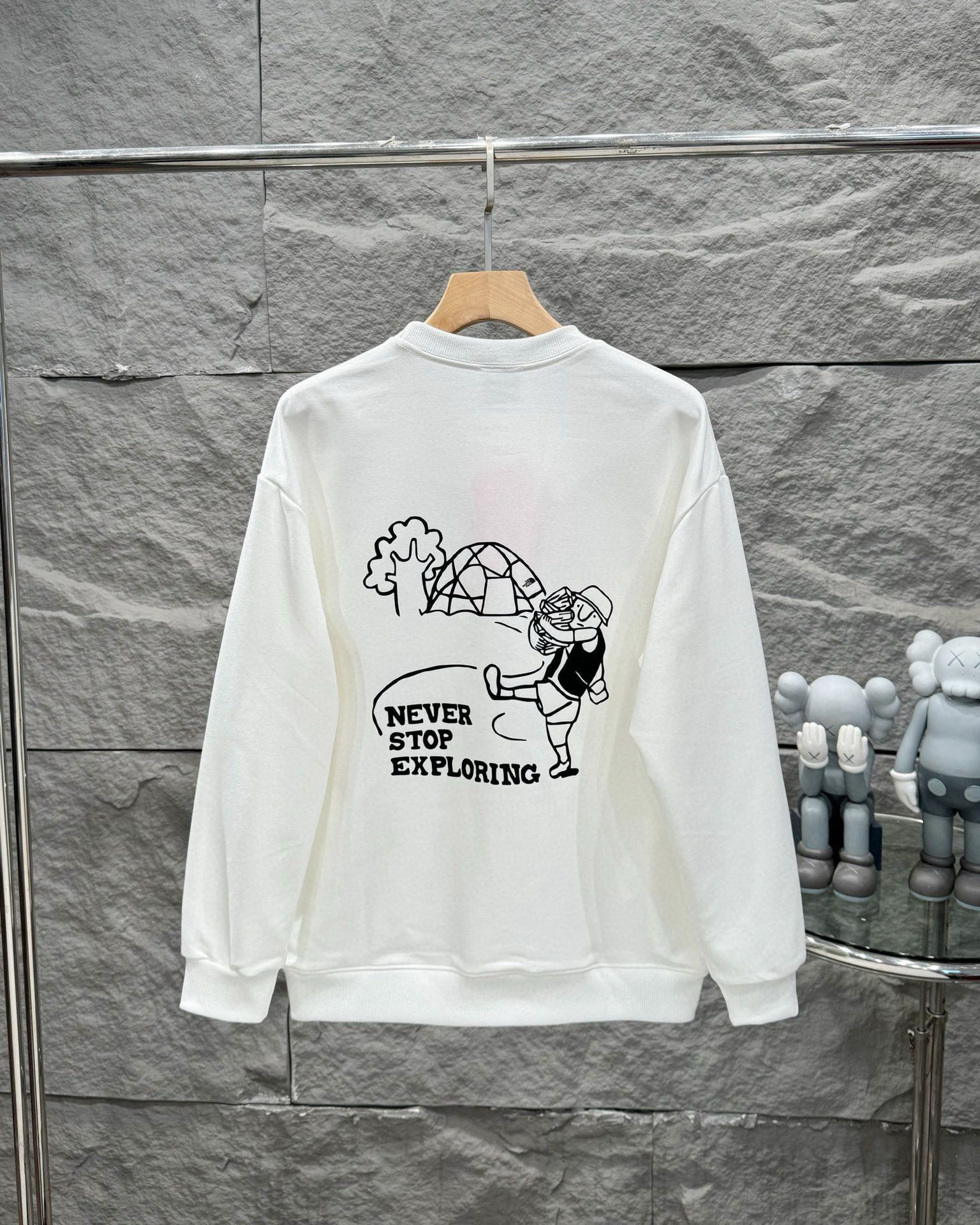 The North Face Hoodie — 778d6cc3 Angle 1