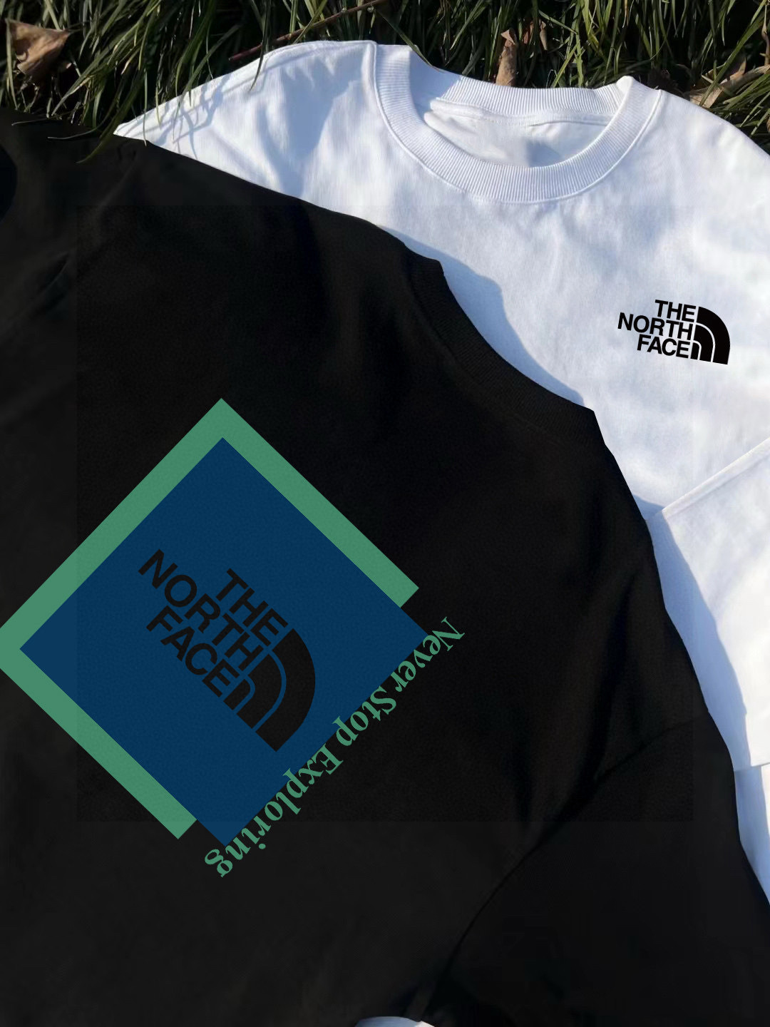 The North Face Hoodie — a0e8adf4 Angle 1