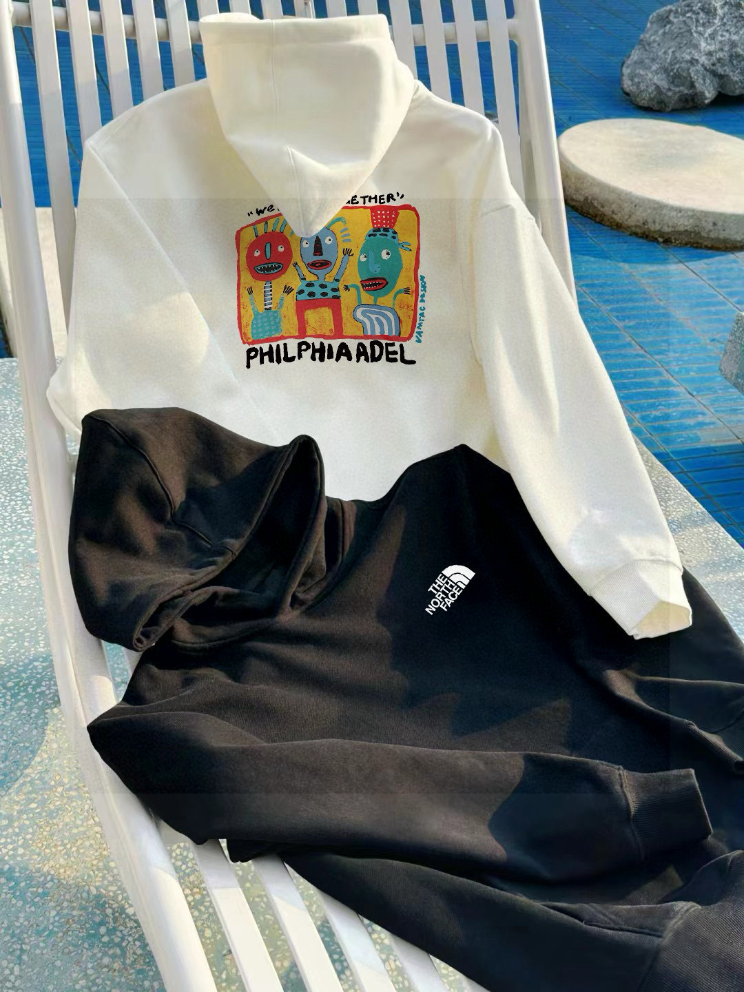 The North Face Hoodie — af69cb54 Angle 1