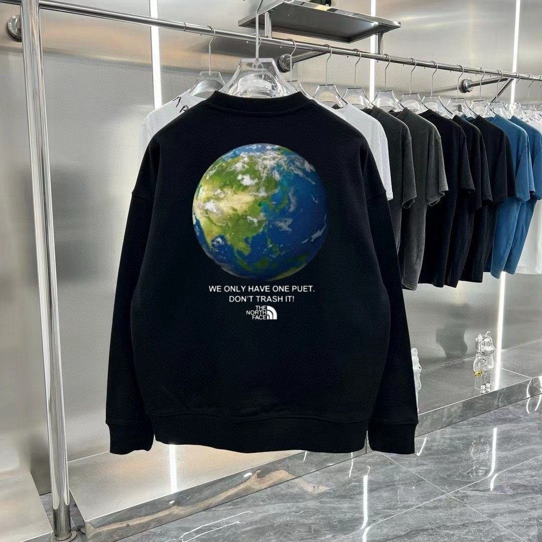The North Face Hoodie — b43c9d65 Angle 1