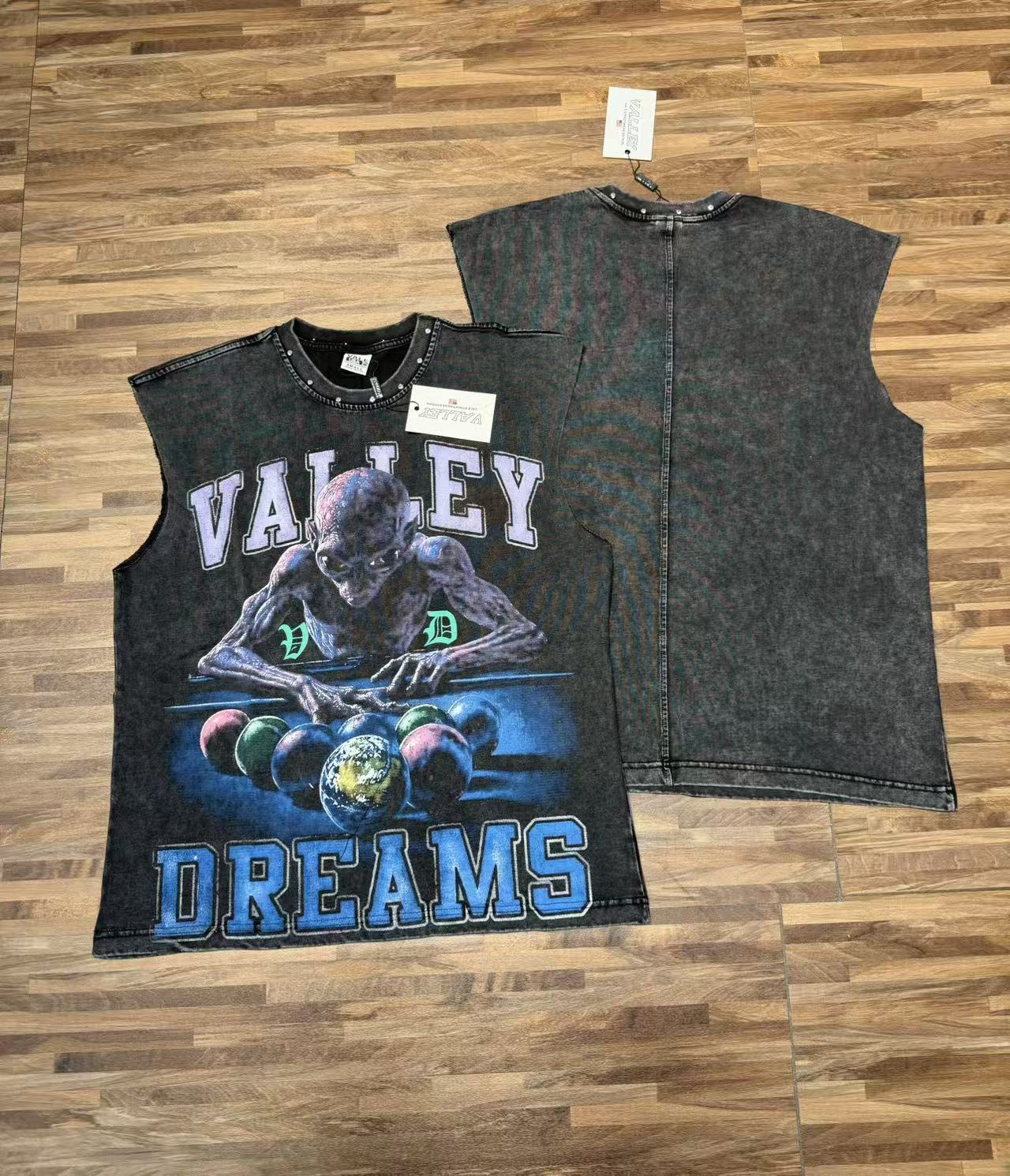 Valley T-Shirt — 1205b51a Angle 1