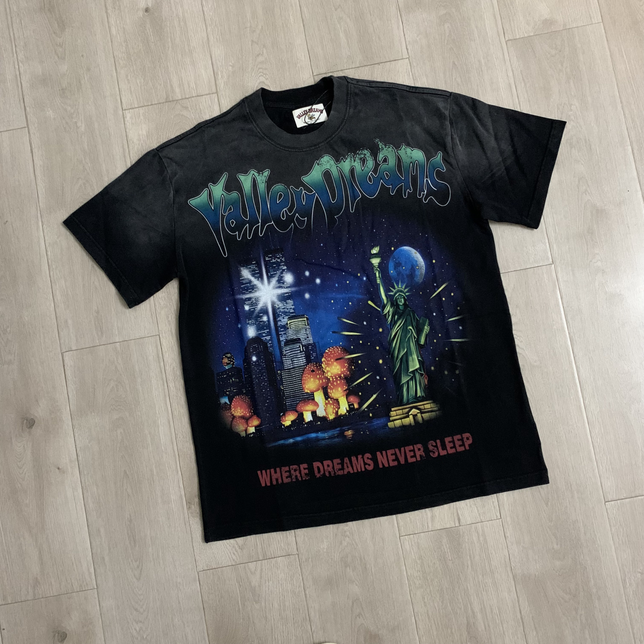 Valley T-Shirt — 5b301914 Angle 1