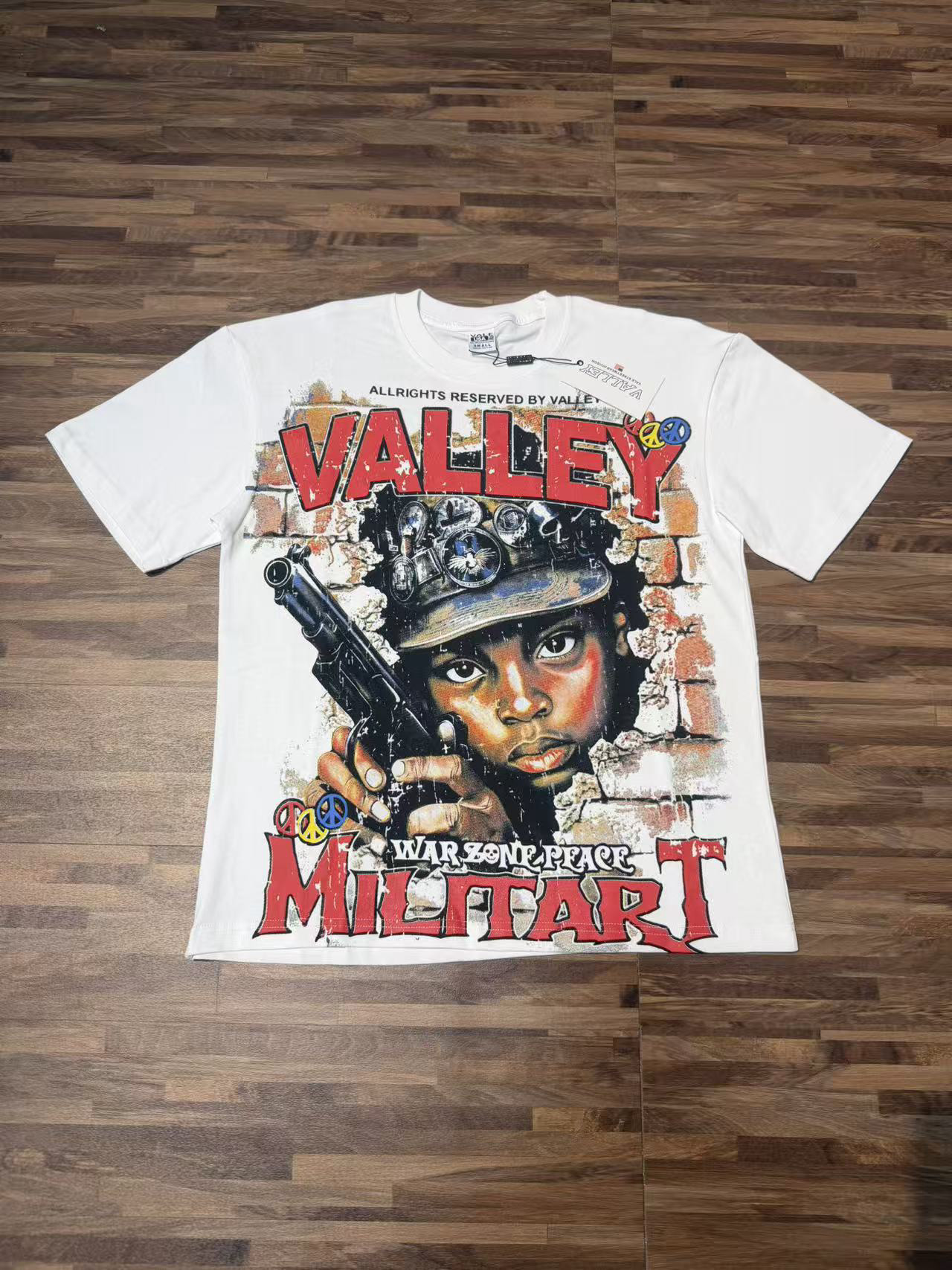 Valley T-Shirt — a402fa38 Angle 1