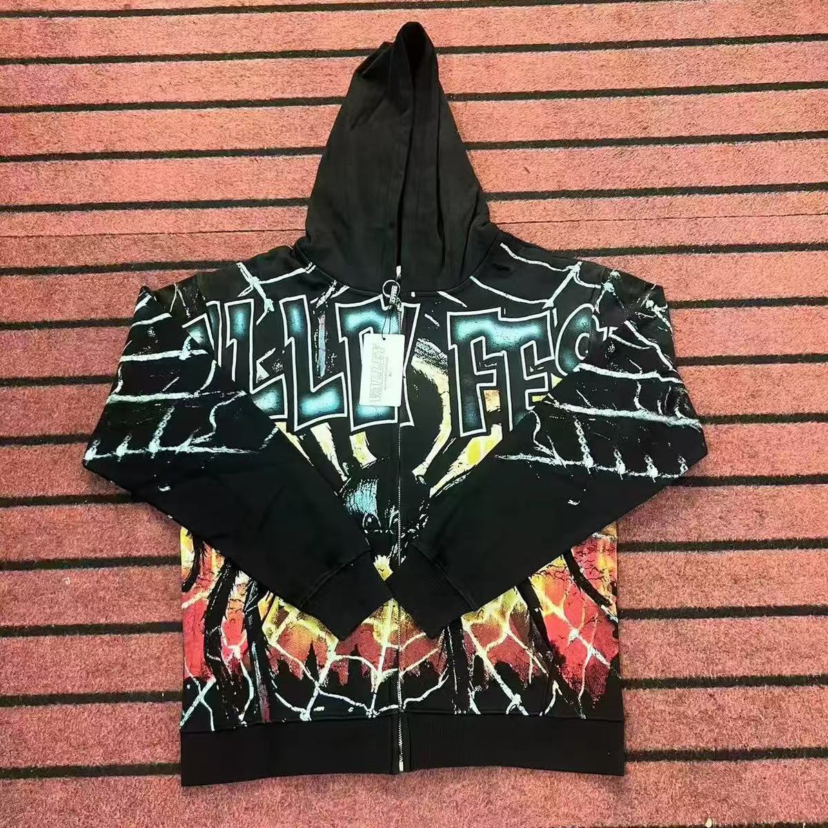 Valley T-Shirt — f587d620 Angle 1