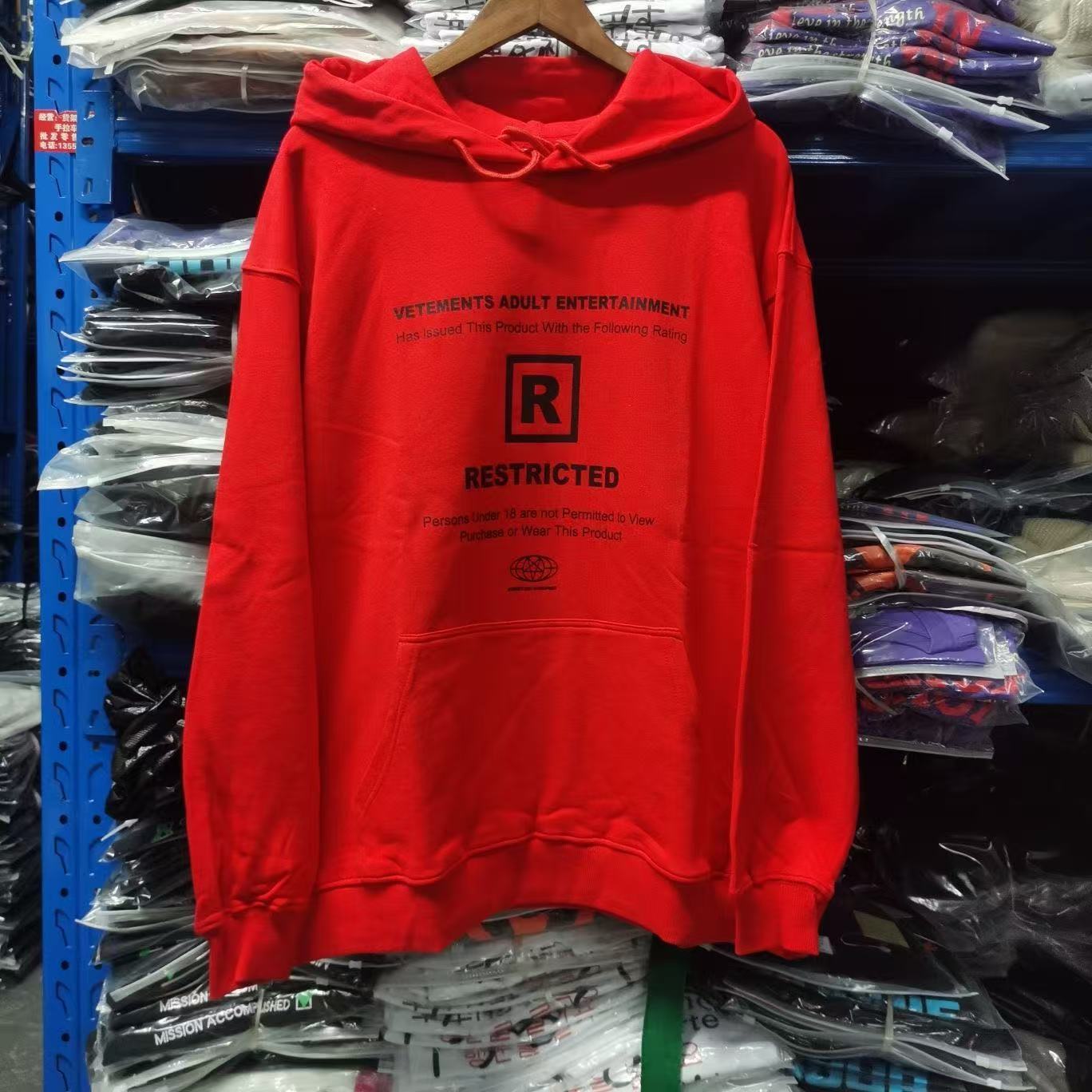Vetements Hoodie — 9afa025c Angle 1