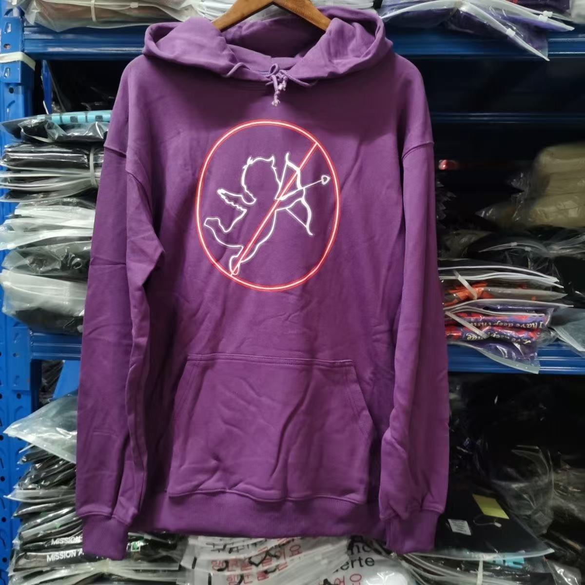 Vetements Hoodie — ce321ba0 Angle 1