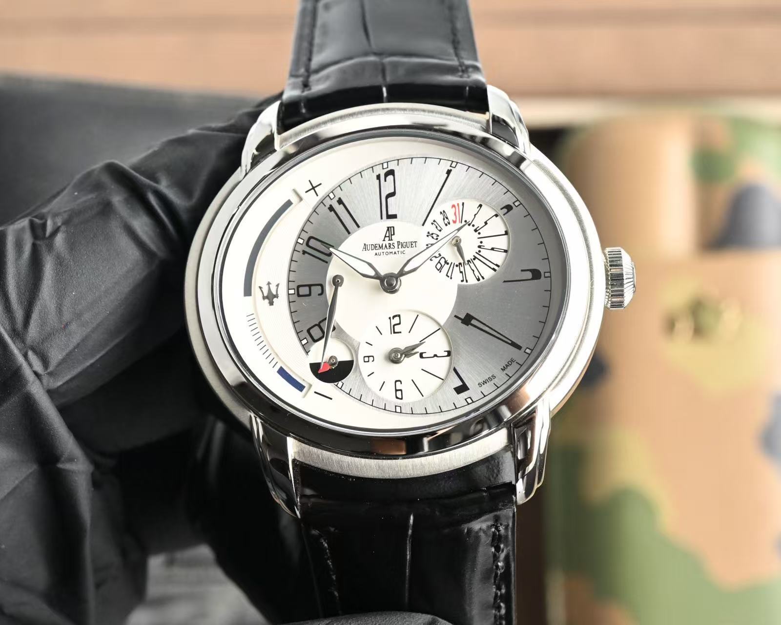 Watch — 3ebc6365 Angle 1
