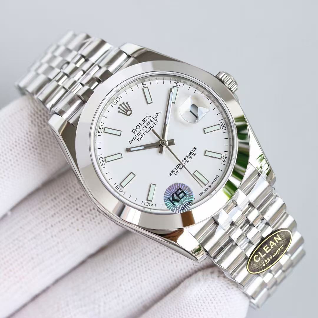 Watch — 42ea5c1c Angle 1