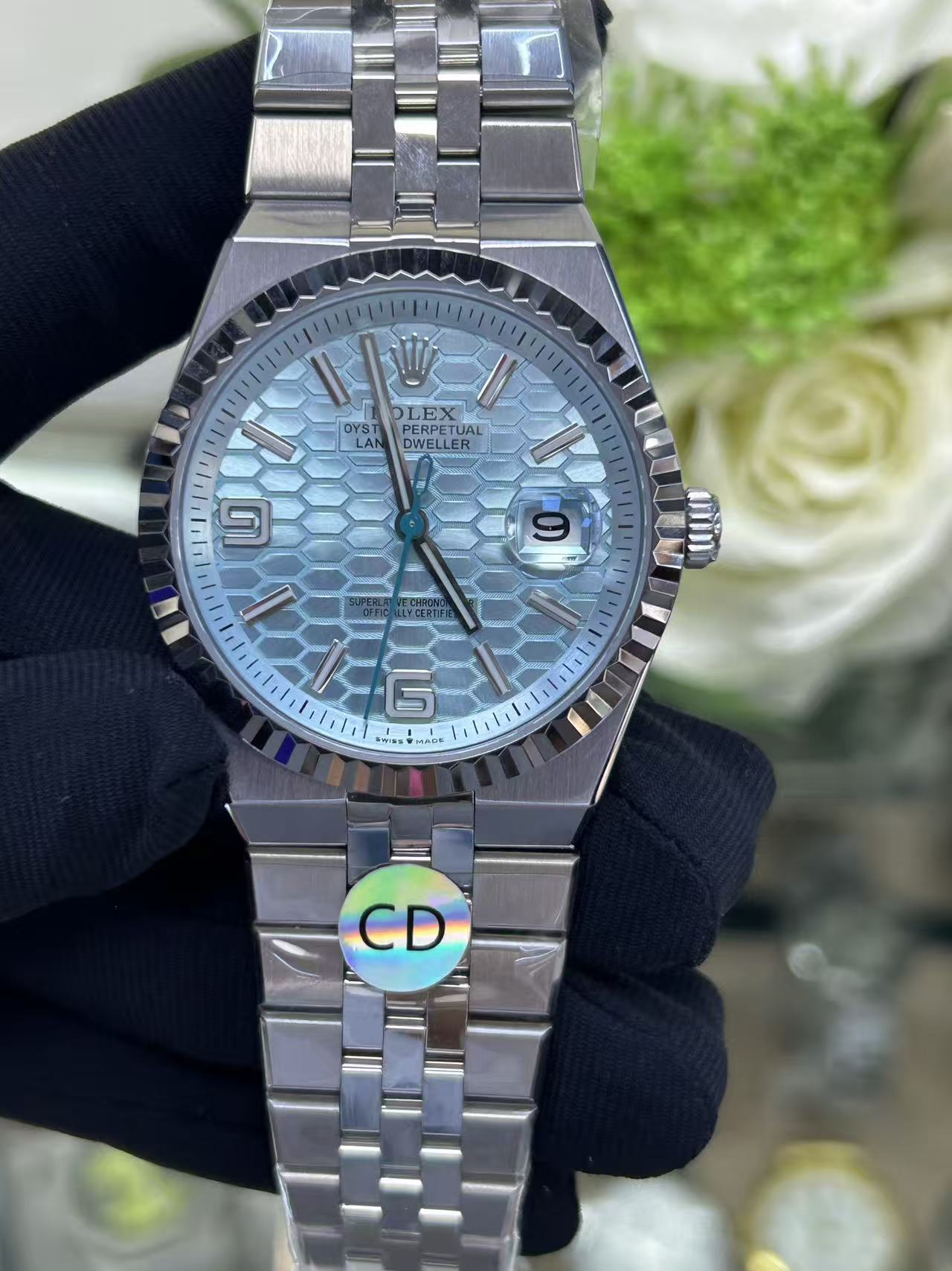 Watch — 4a067651 Angle 1
