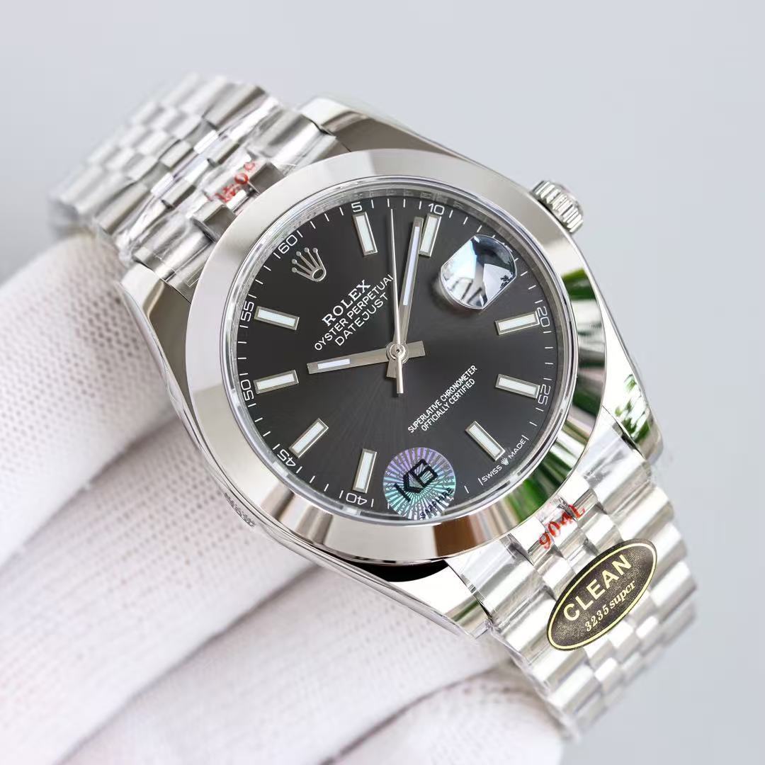 Watch — 4c692ae6 Angle 1