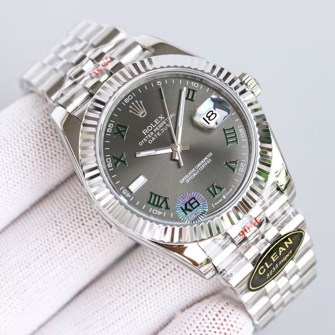 Watch — 64473f3f Angle 1