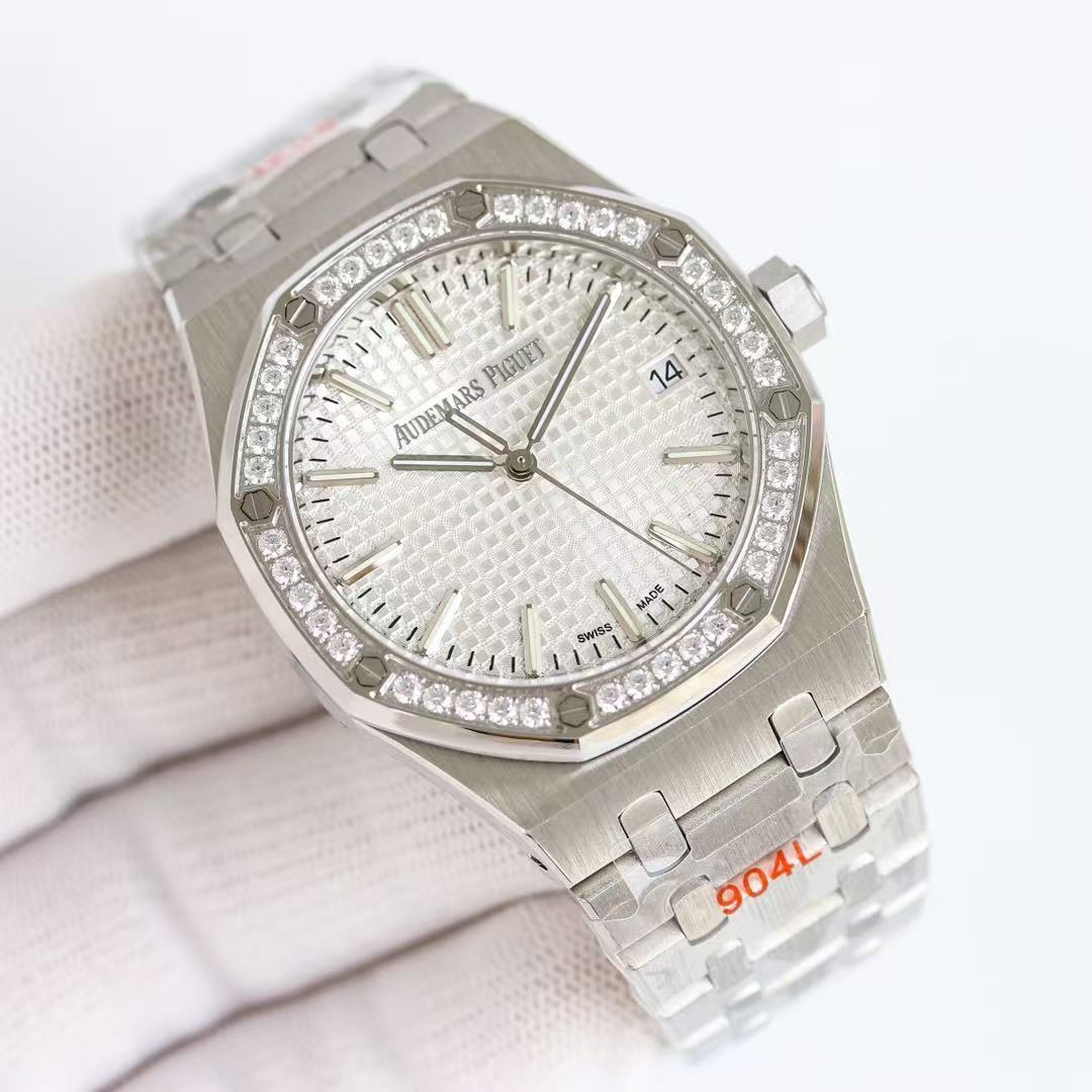 Watch — 7abfa833 Angle 1