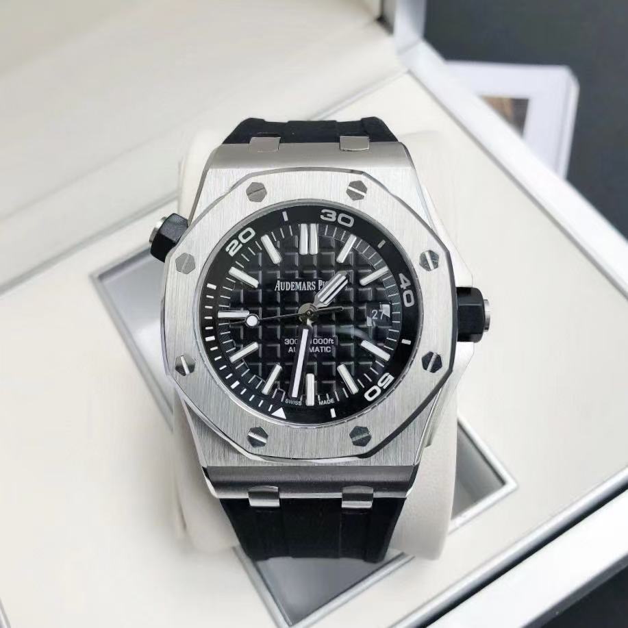 Watch — bad2cc5b Angle 1