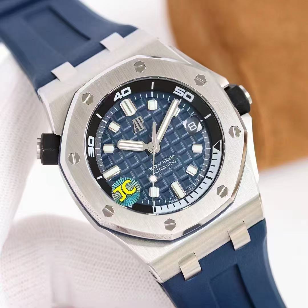 Watch — f9670f1e Angle 1