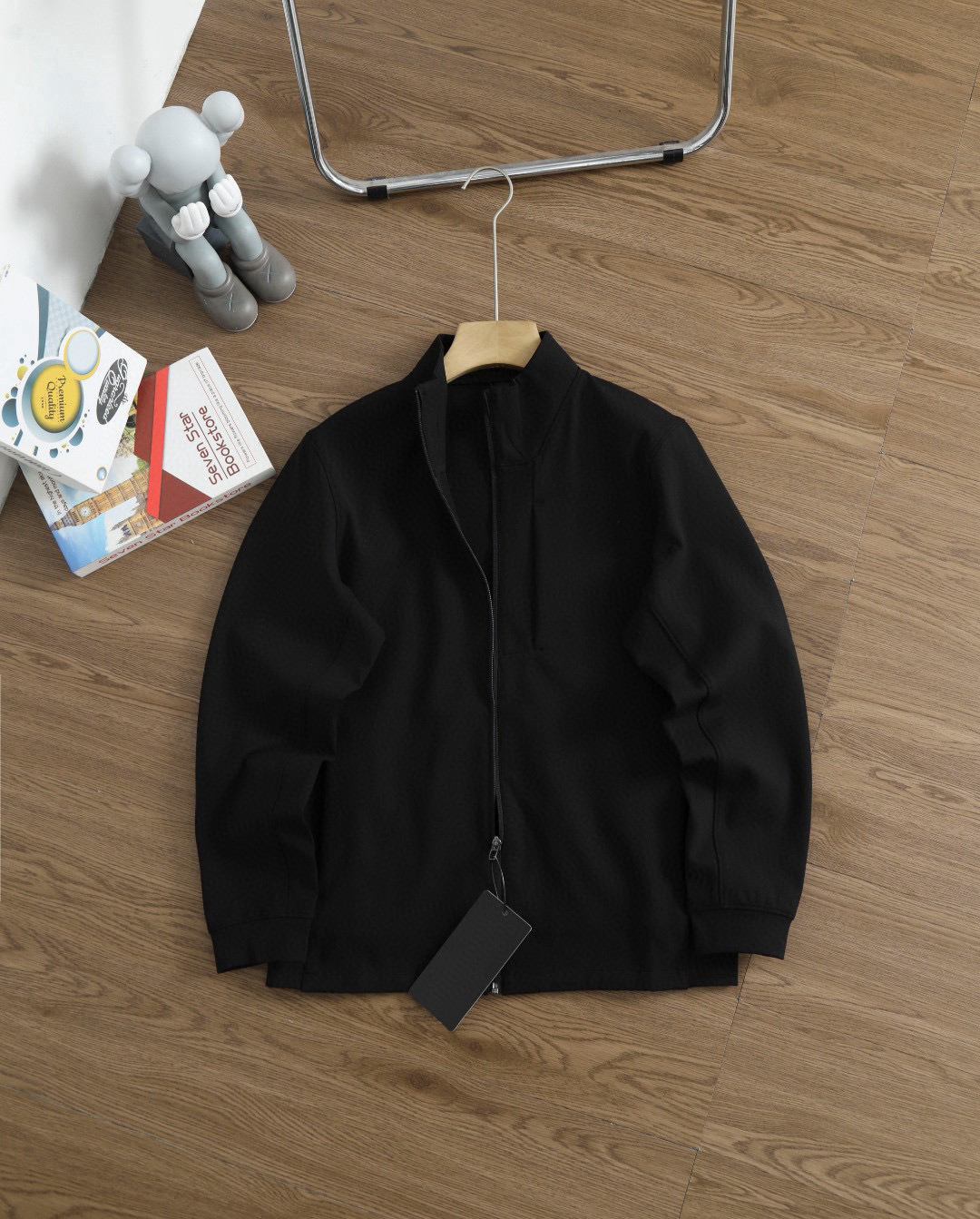 lululemon Hoodie — 04ded755 Angle 1