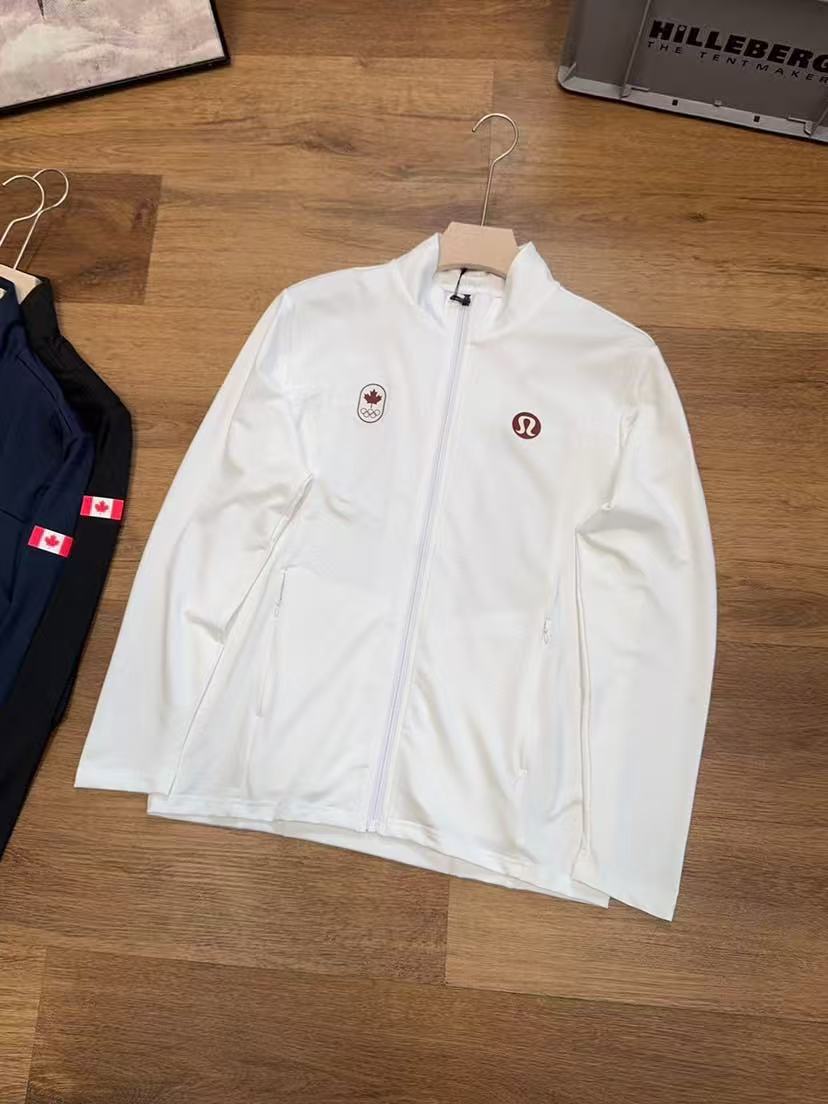 lululemon Hoodie — 07f79696 Angle 1