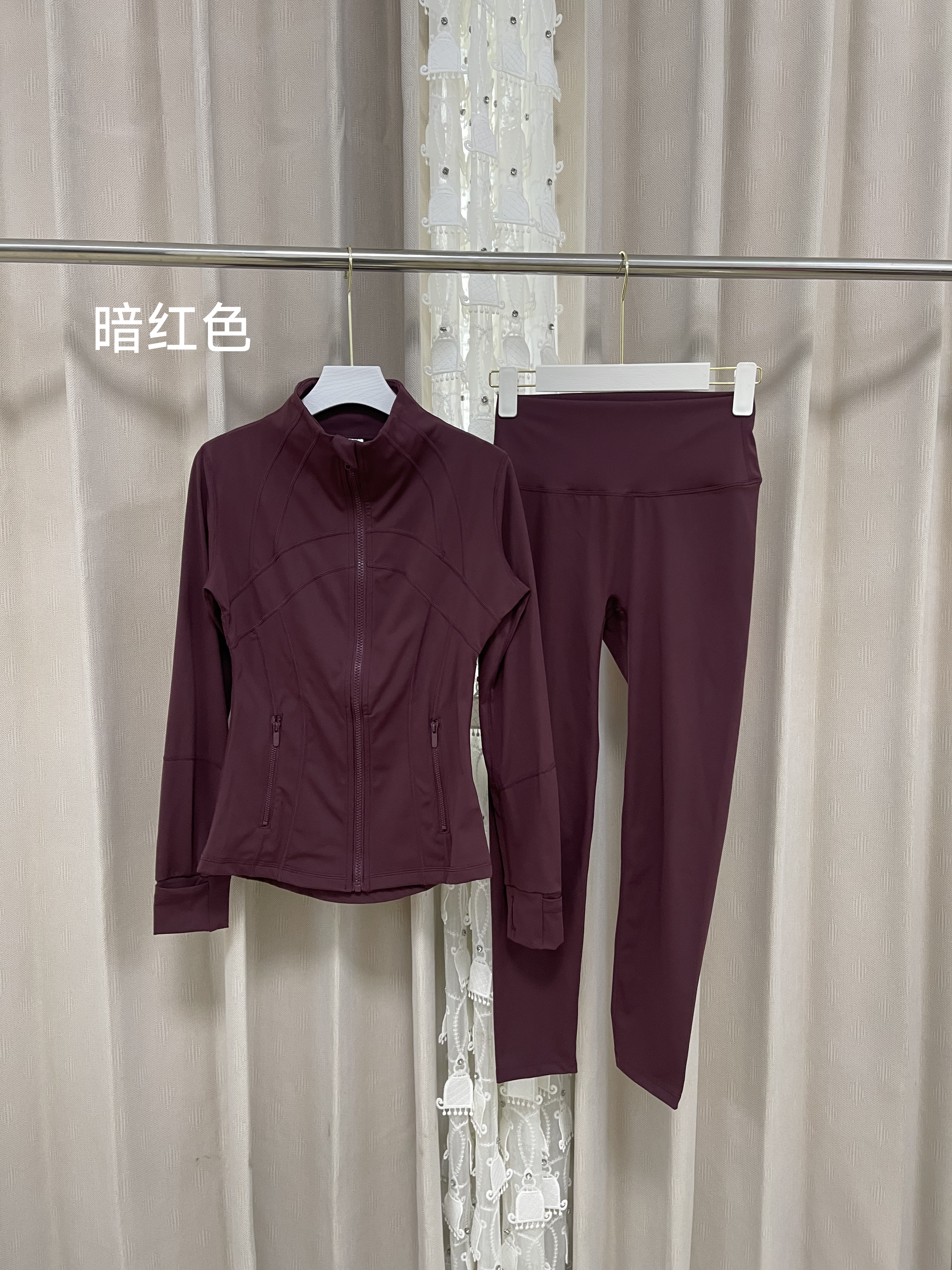 lululemon Hoodie — 1c7075e8 Angle 1
