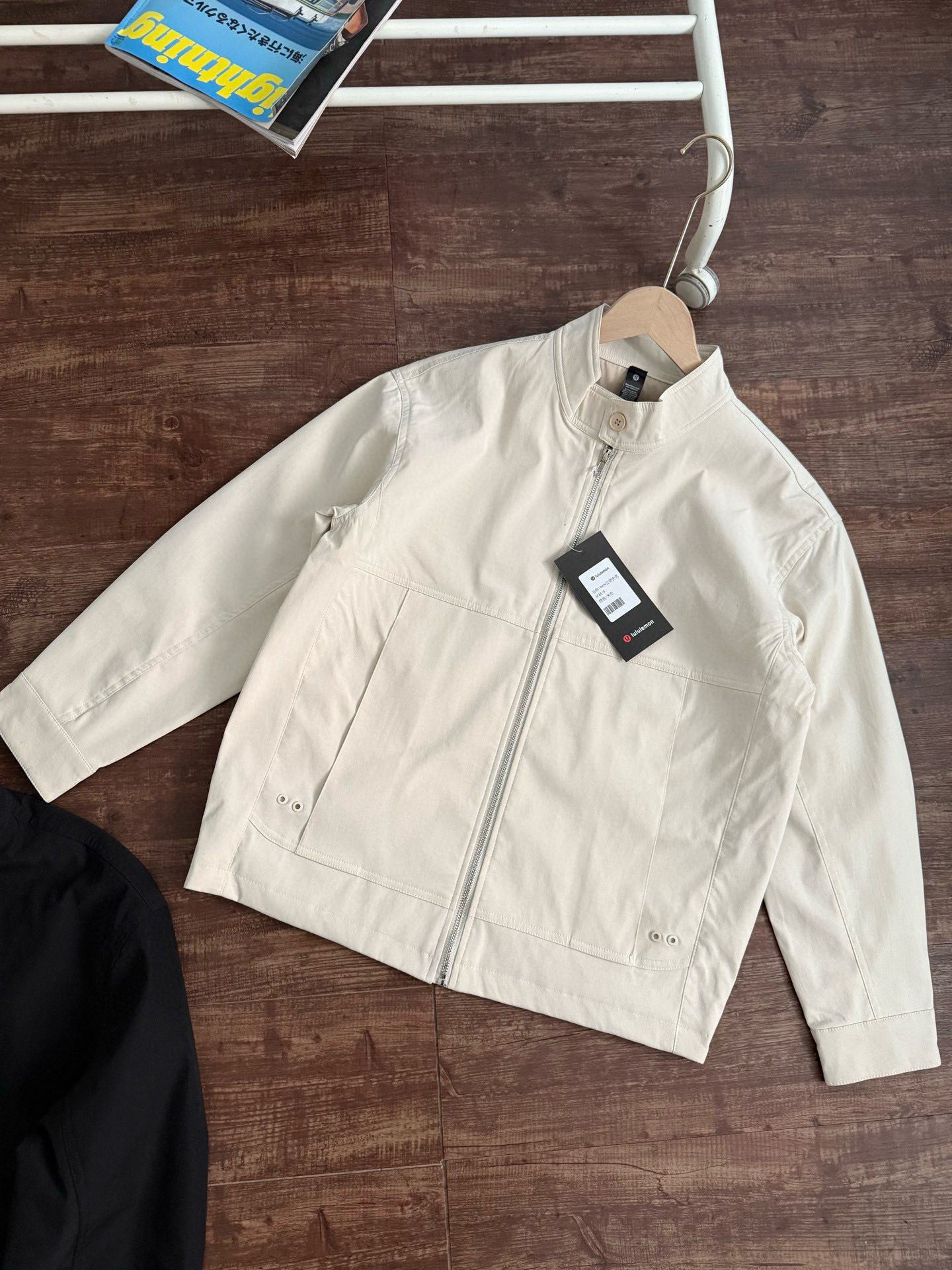 lululemon Hoodie — 2aca95fb Angle 1