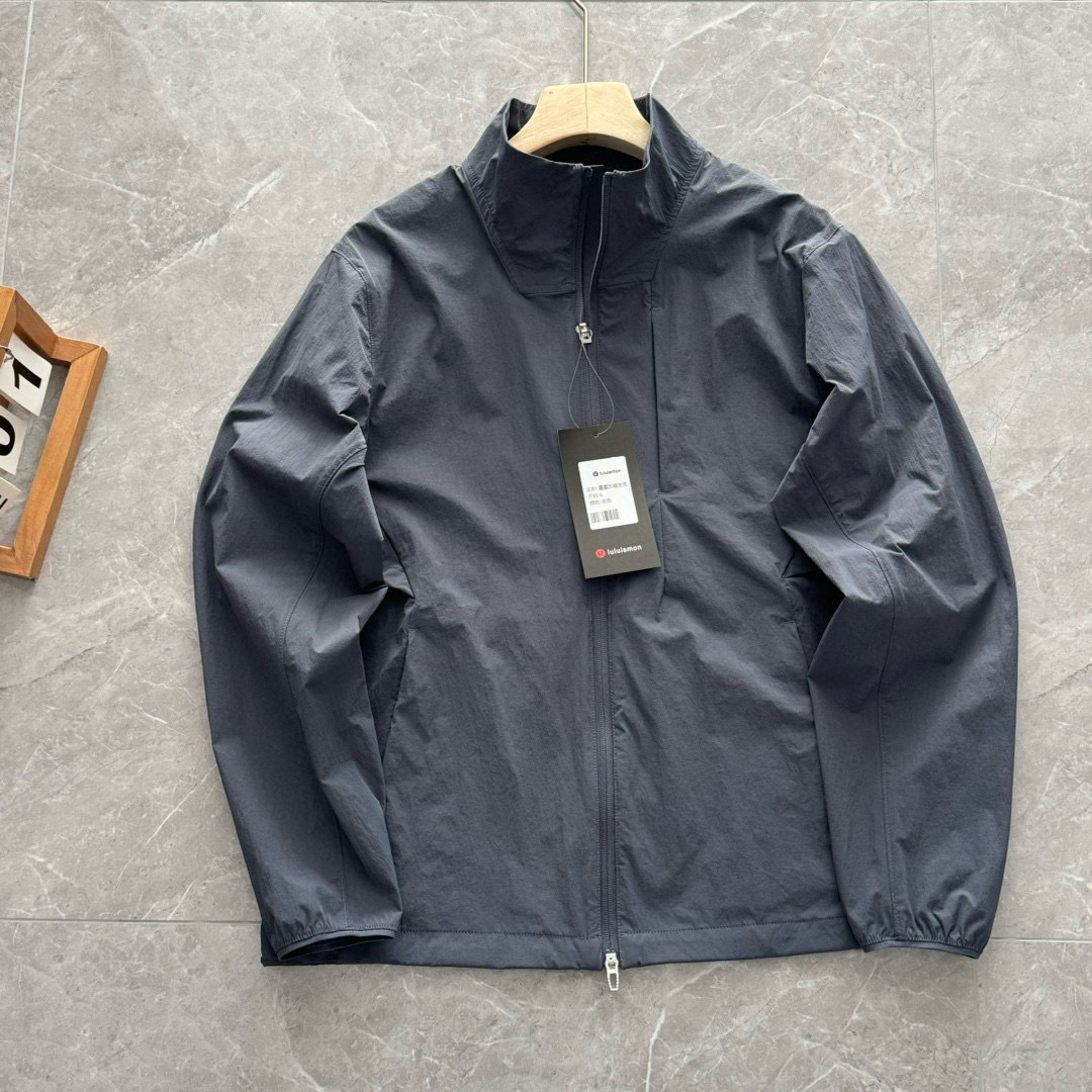 lululemon Hoodie — 3148b3a1 Angle 1