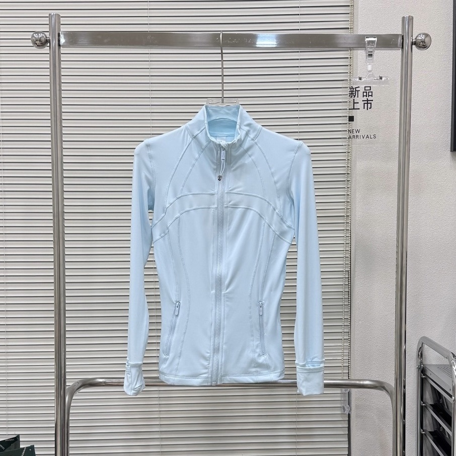 lululemon Hoodie — 403cac4b Angle 1
