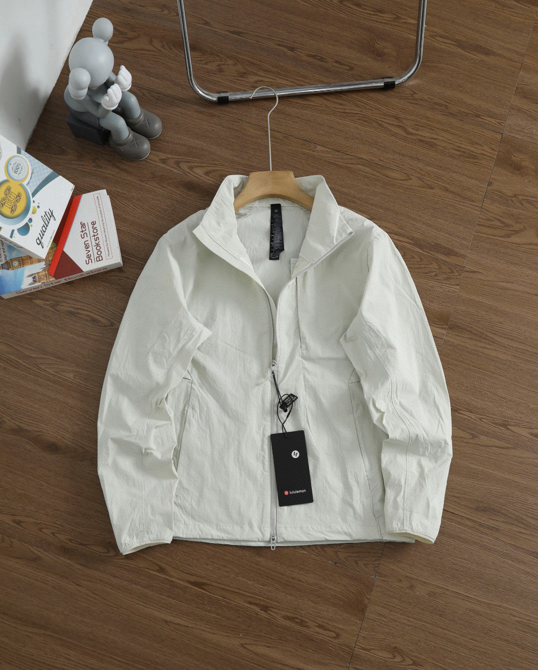 lululemon Hoodie — 456bbbb2 Angle 1