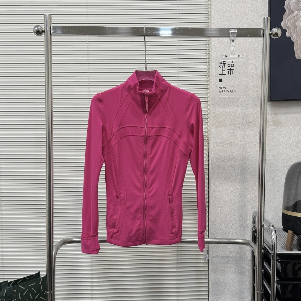 lululemon Hoodie — 67c52229 Angle 1
