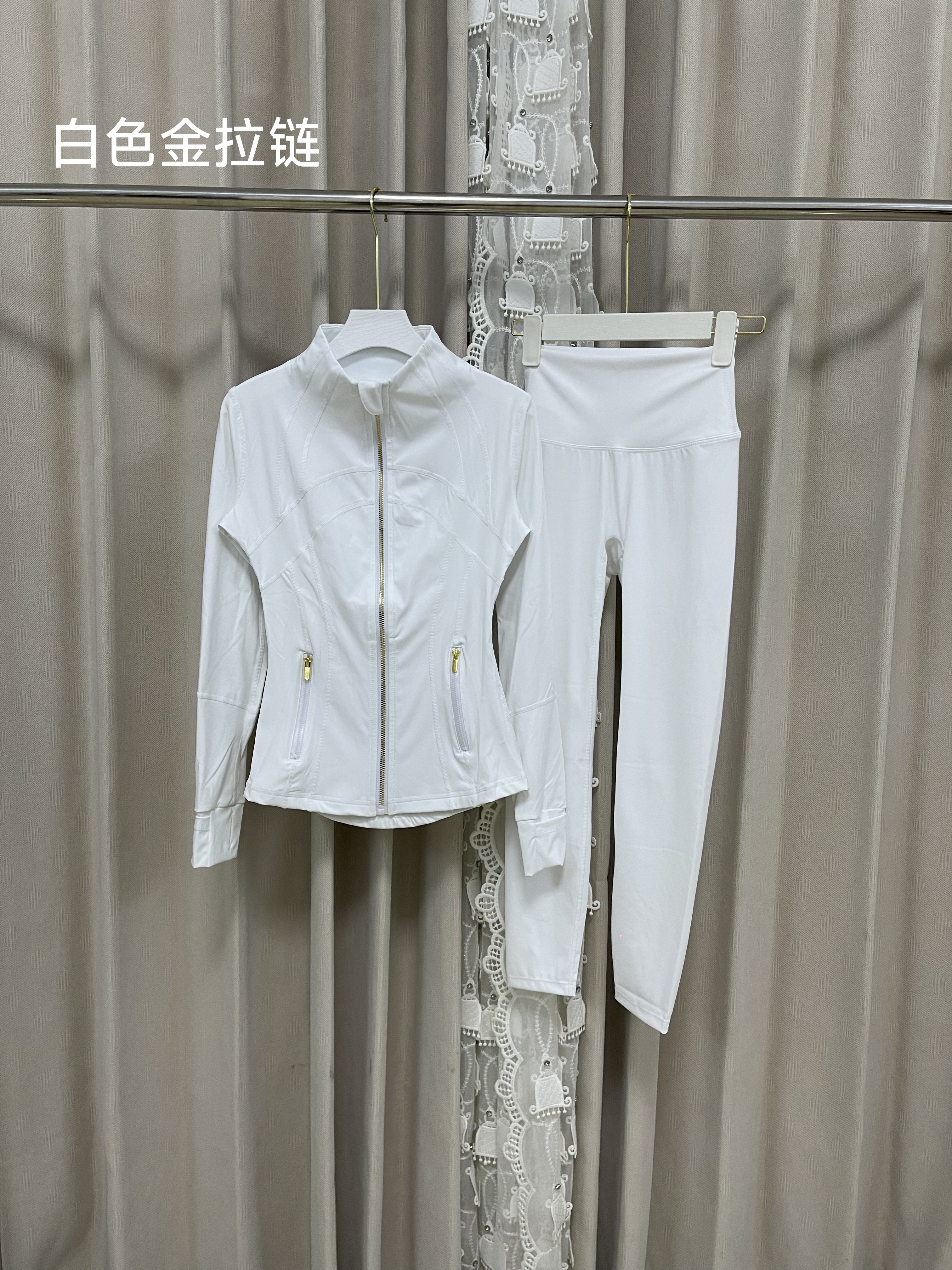 lululemon Hoodie — b4bcaf74 Angle 1
