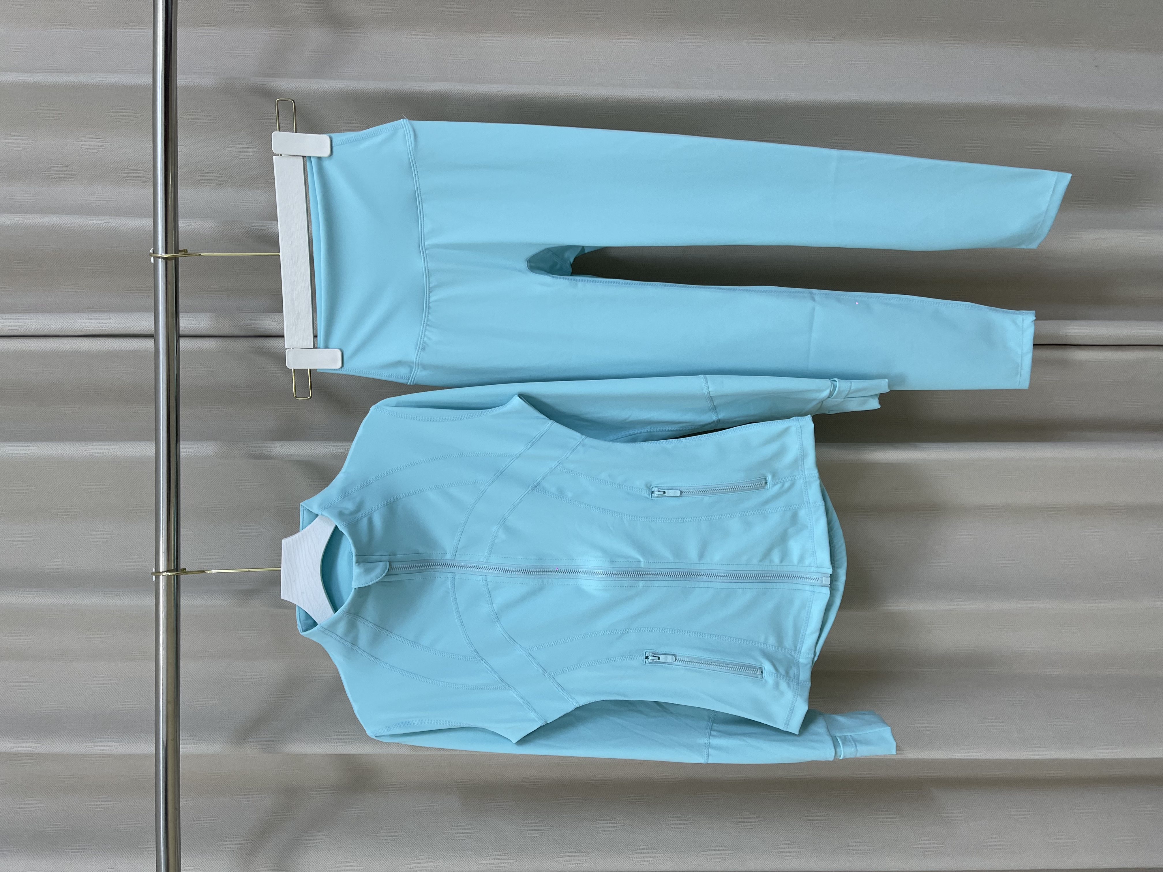 lululemon Hoodie — b94b8623 Angle 1