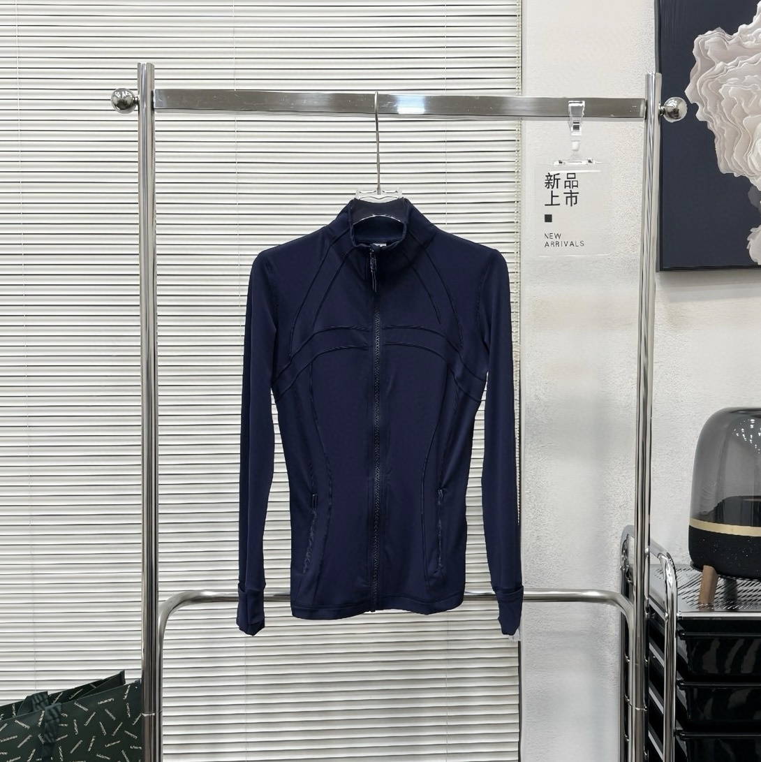 lululemon Hoodie — be57dd74 Angle 1