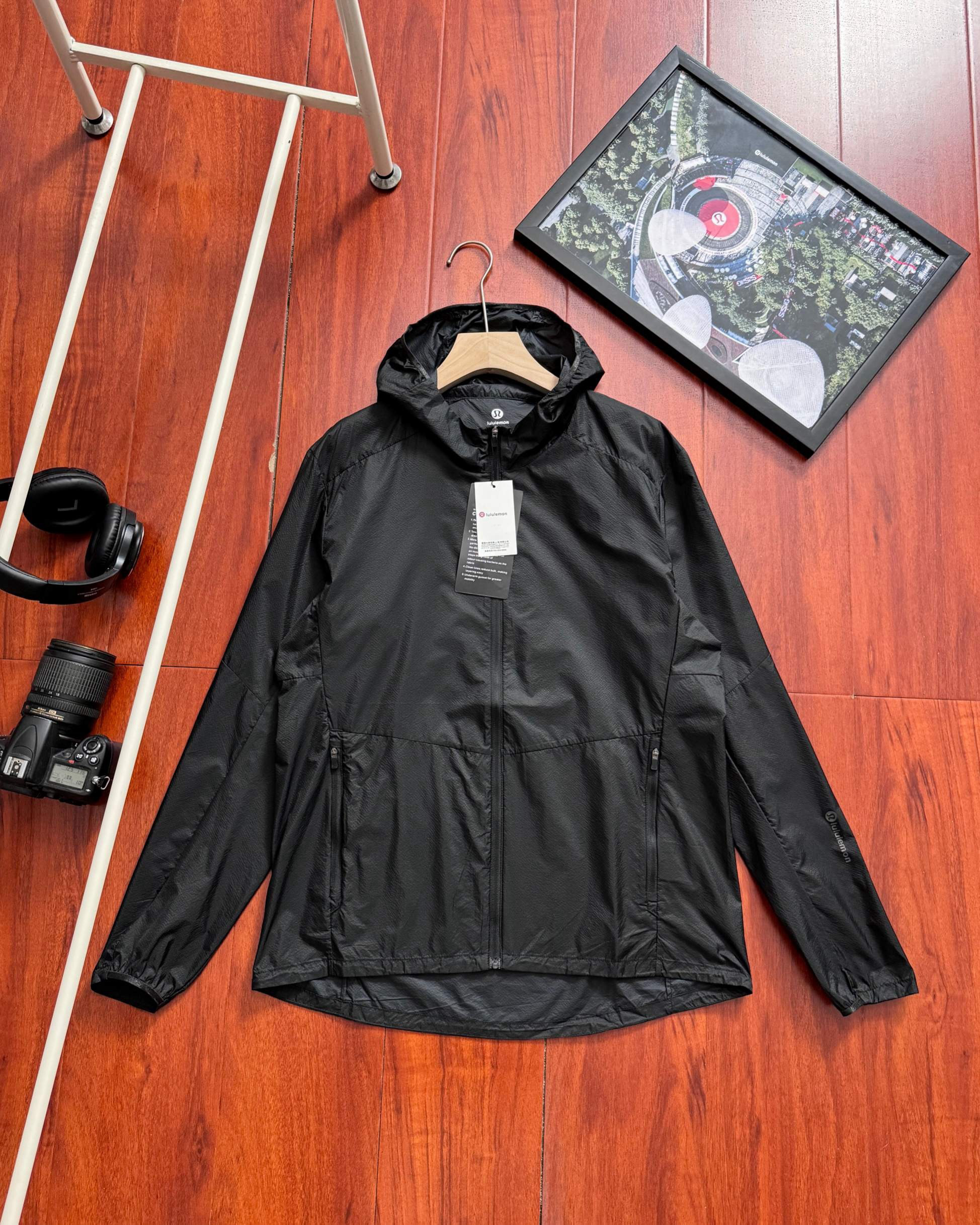 lululemon Hoodie — f04b973e Angle 1